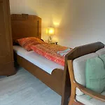 2 Schlafzimmer 4 Einzelbetten *
