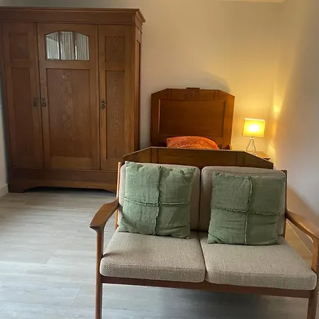 2 Schlafzimmer 4 Einzelbetten Apartment *