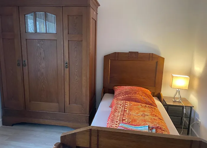 2 Schlafzimmer 4 Einzelbetten Apartment *